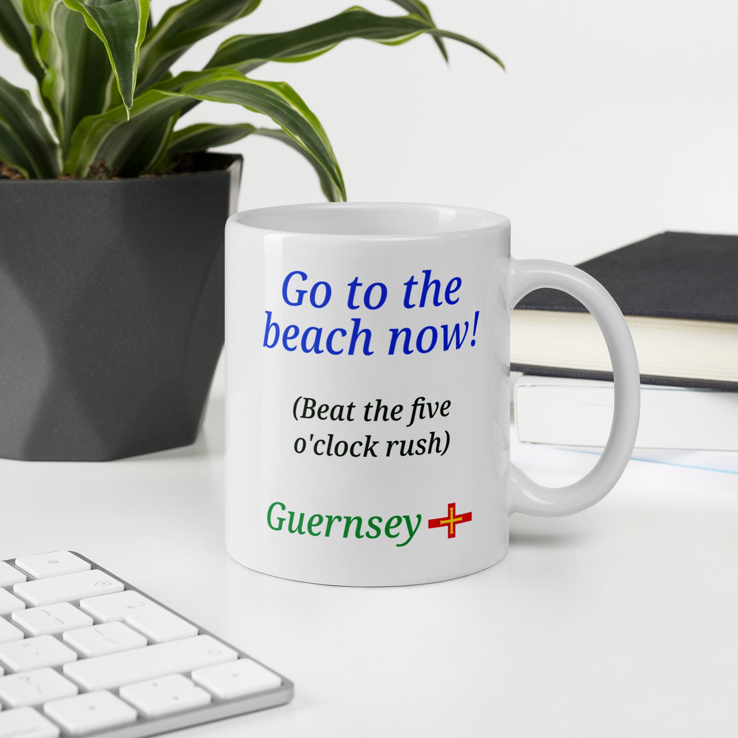 White glossy mug (Go to the beach now - beat the five o'clock rush)